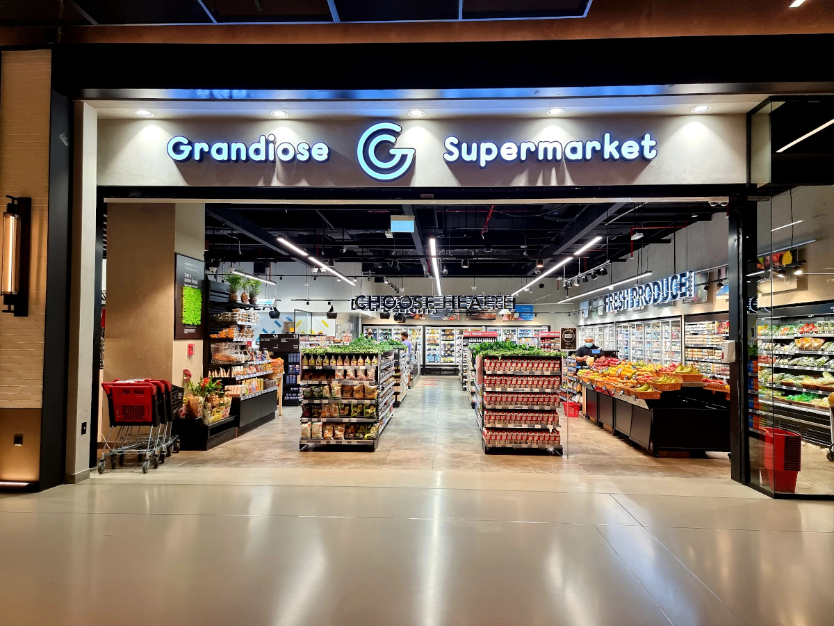 Supermarkt vor der Tür